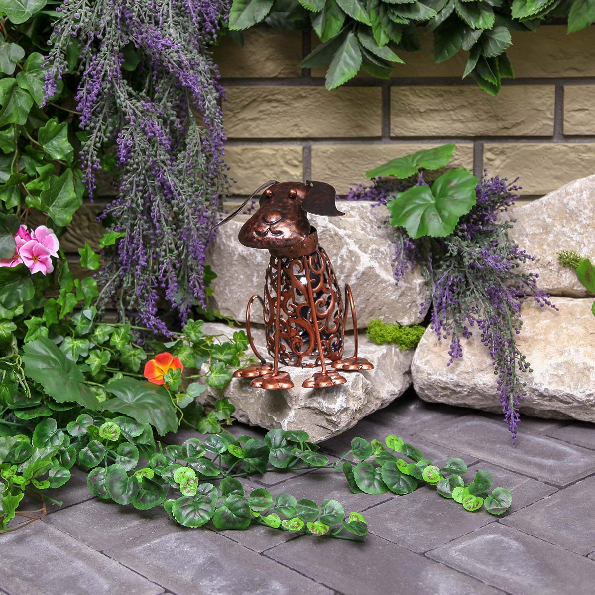 Solar Novelty Dog Light