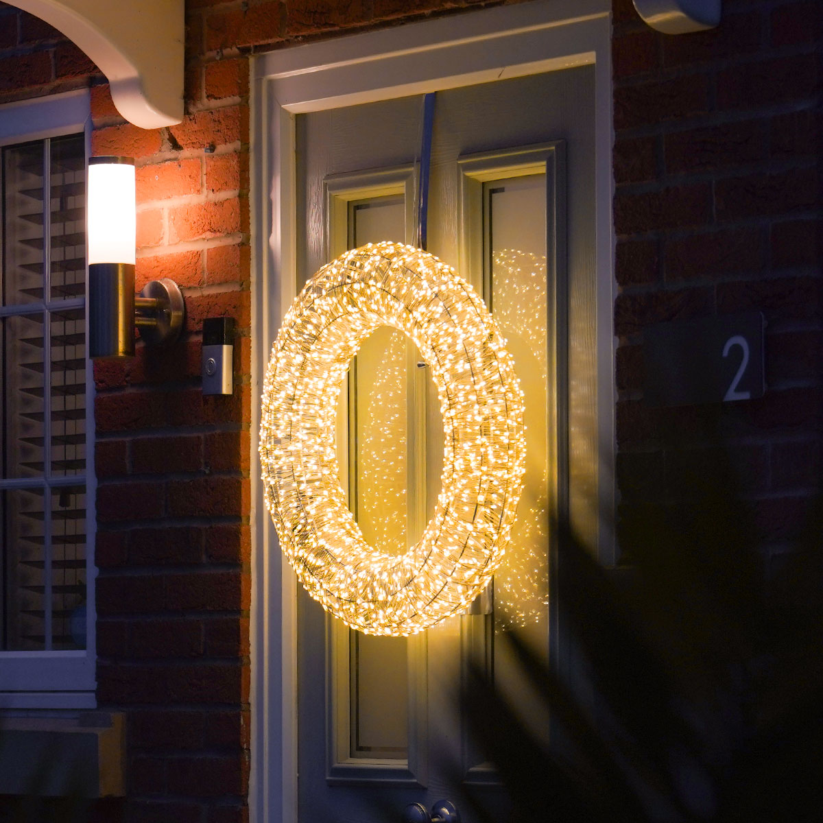 60cm Wire Outdoor Christmas Wreath With 1680 Warm White Micro LEDs