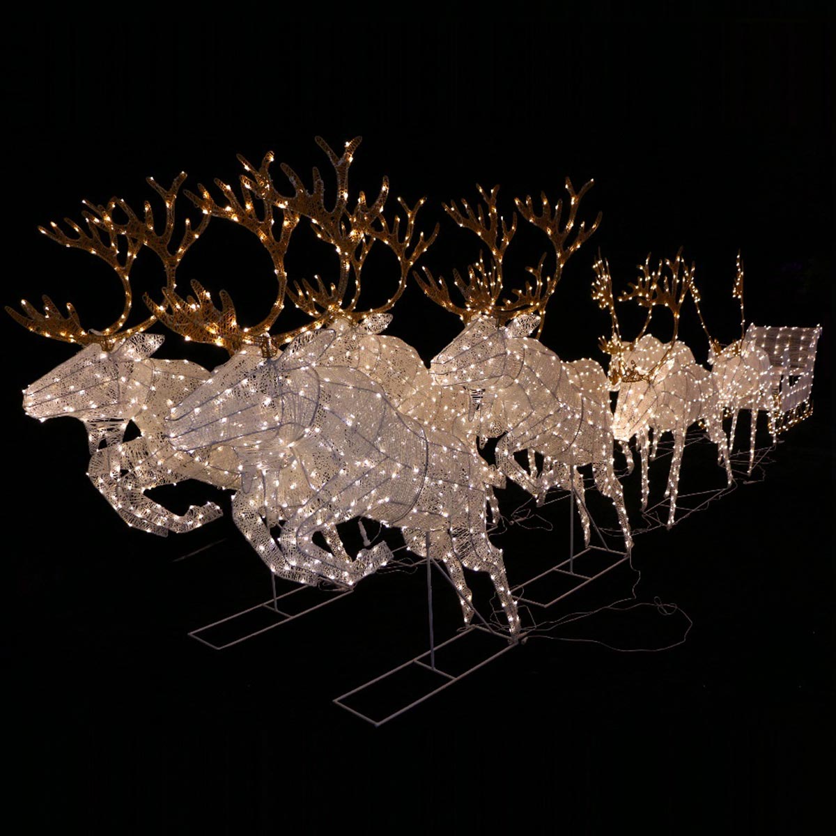 Outdoor Winter Wonderland Duo Bulb LED Santa Sleigh