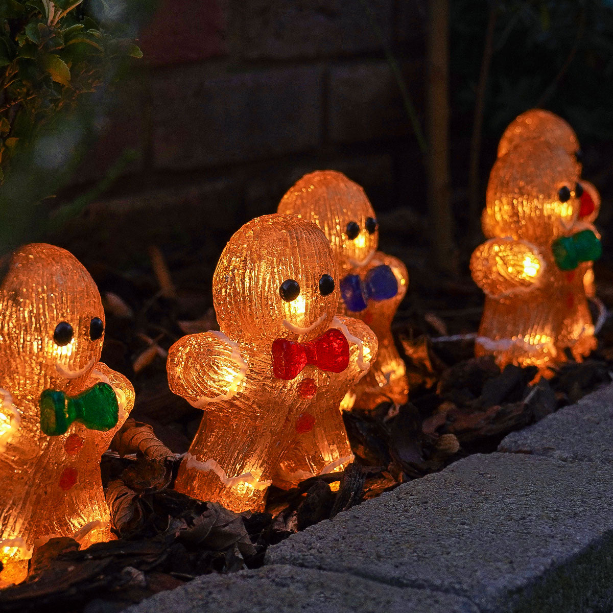 5 Gingerbread Men Acrylic Outdoor Christmas Decoration