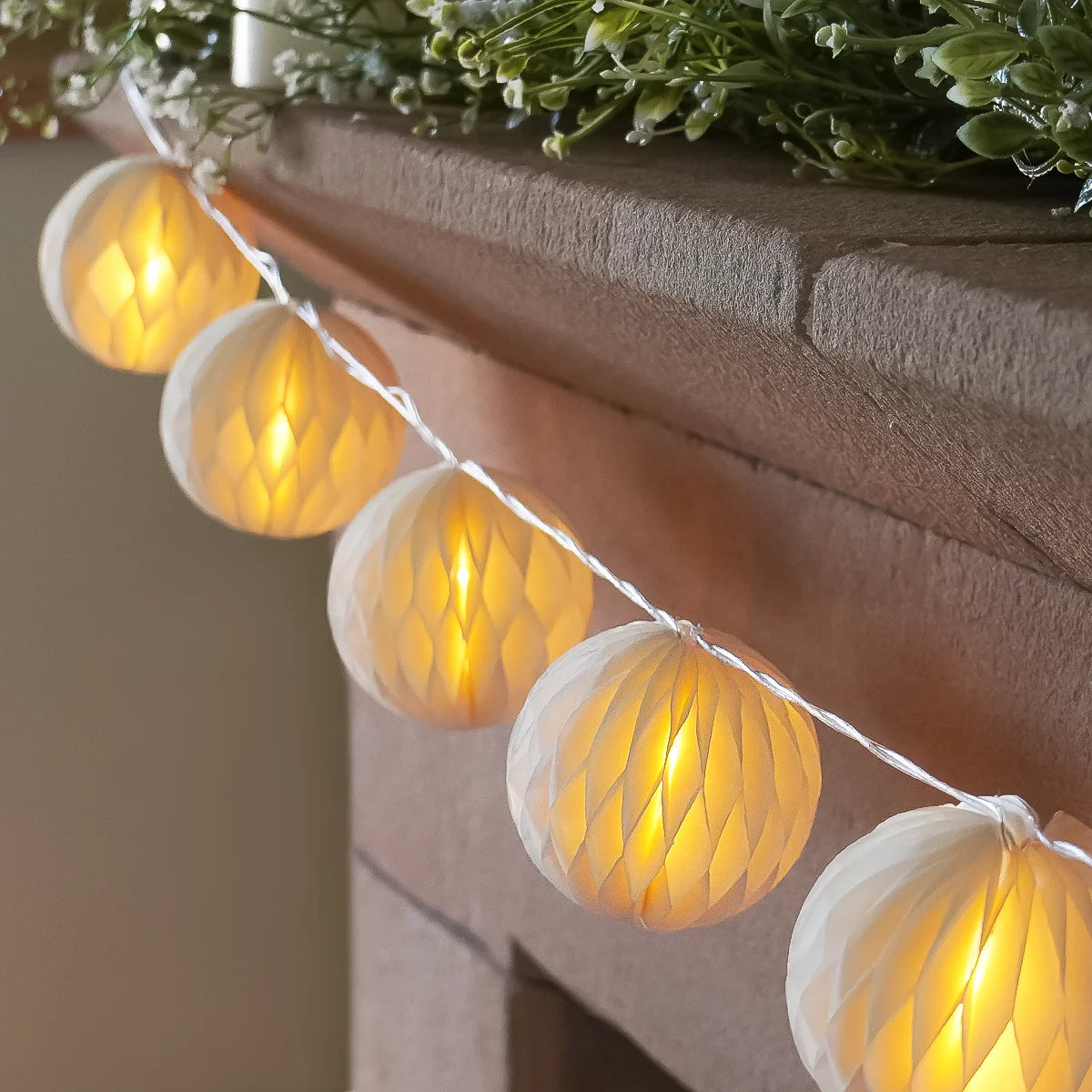 10 Paper Ball Battery Fairy Lights Warm White LEDs 2m