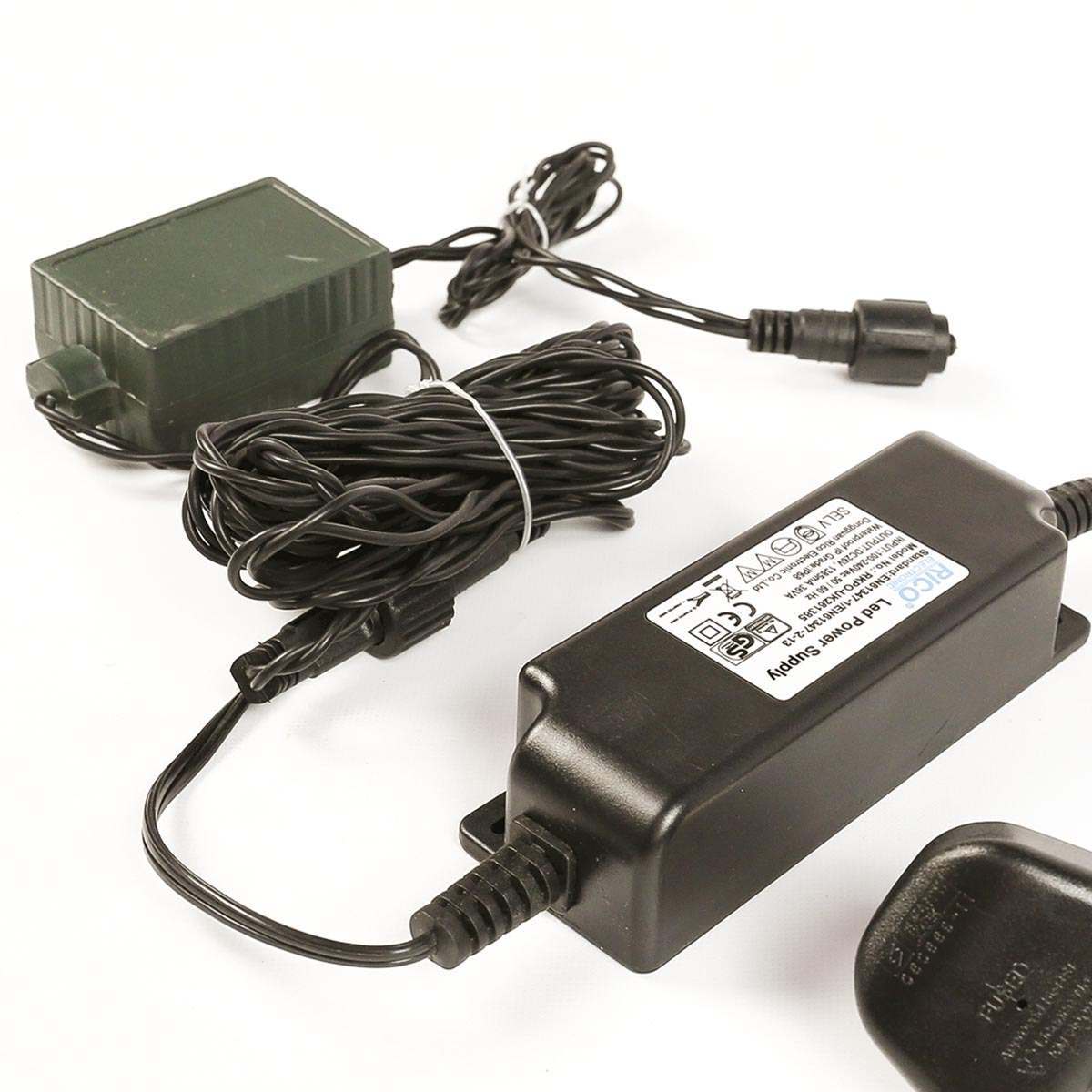 Medium Power Pack with Controller, 5m Green Cable - Powers up to 1600 LEDs