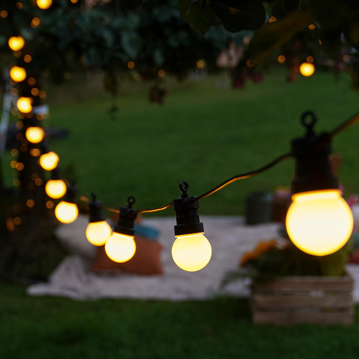 ConnectGo® Festoon Lights, Connectable, Frosted LED Bulbs