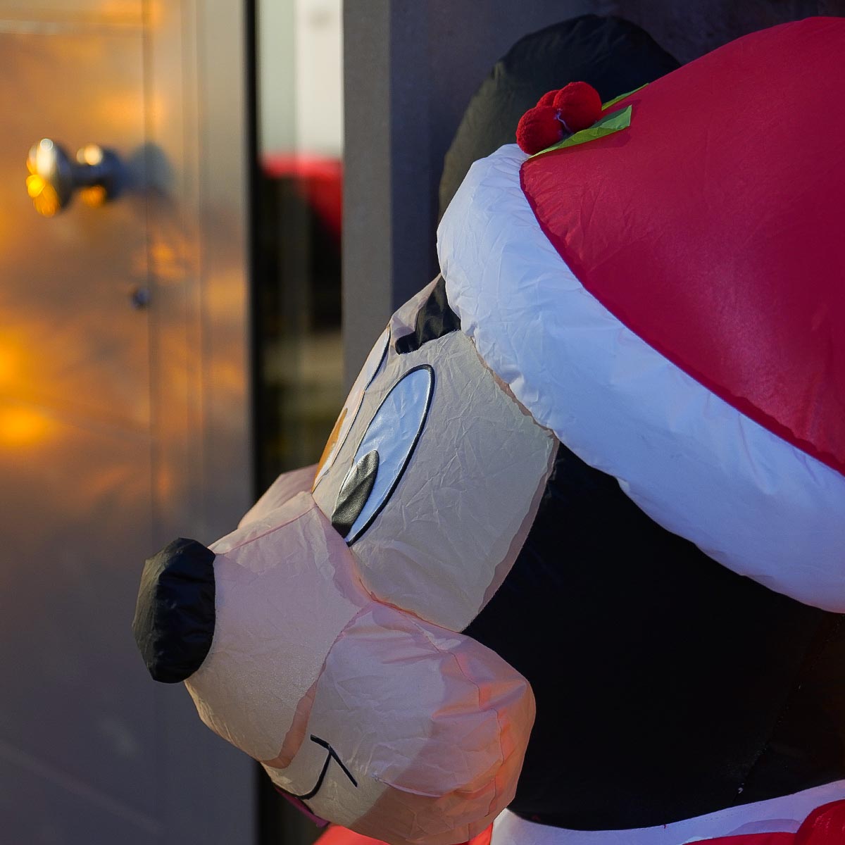 1.25m LED Outdoor ©Disney Christmas Decoration Inflatable Santa Mickey Mouse