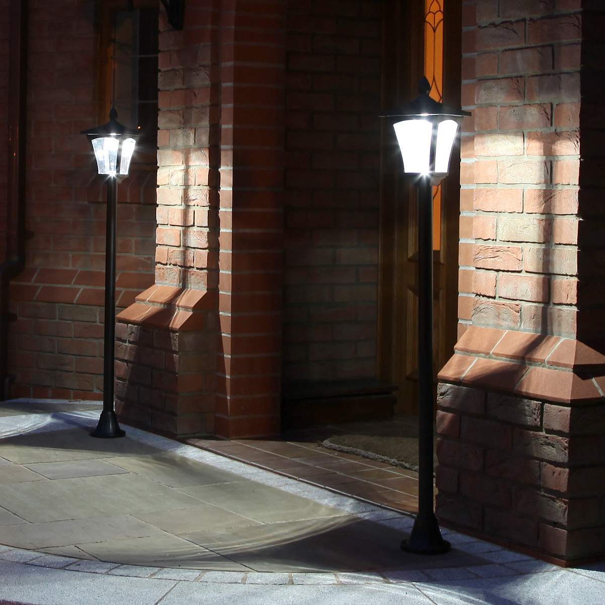 2 Black Security Solar Lamp Posts 1.2m