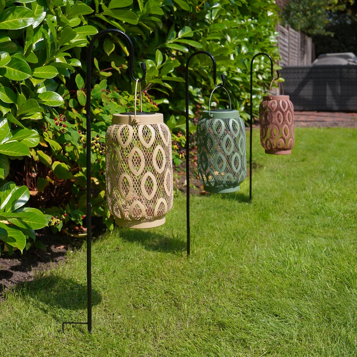 Indoor and Outdoor Metal Garden Table Lantern, 26cm