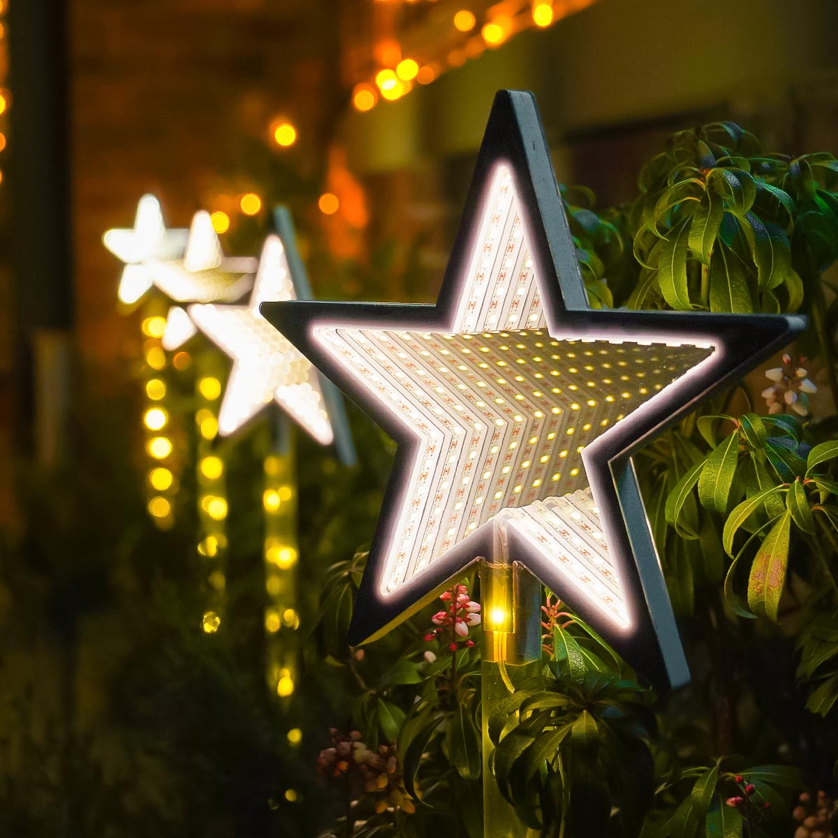 4 Outdoor Star Infinity Mirror Christmas Light Stakes 67cm