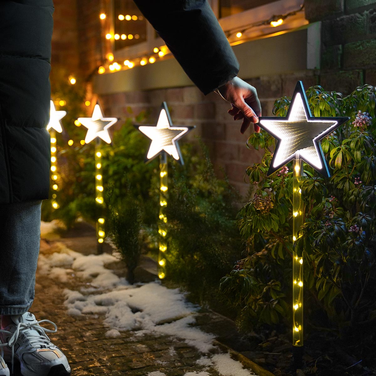 4 Outdoor Star Infinity Mirror Christmas Light Stakes 67cm