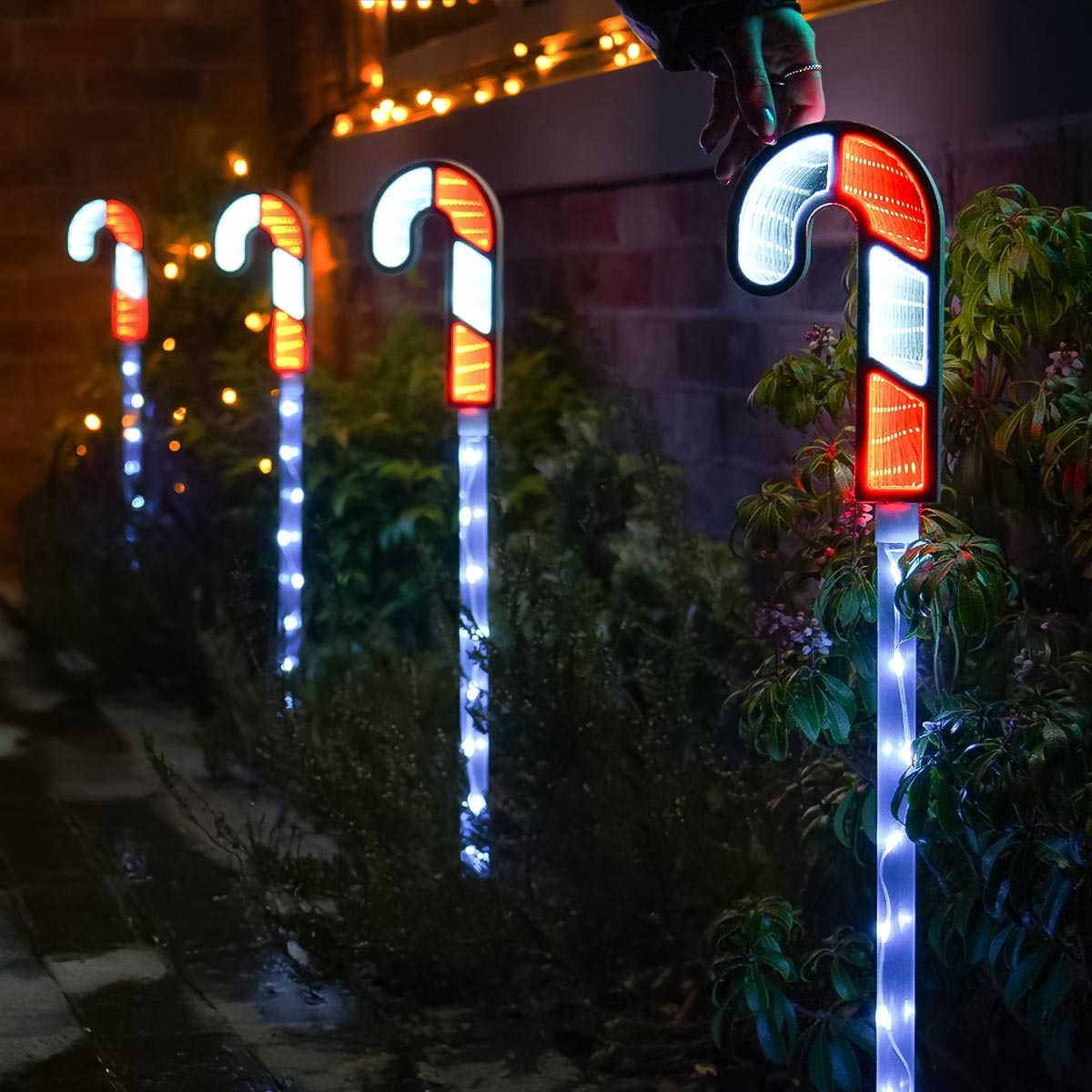 4 Outdoor Candy Cane Infinity Mirror Christmas Light Stakes 70cm