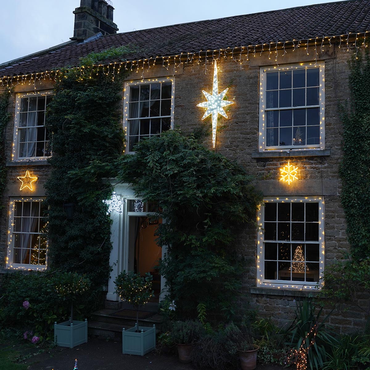 ConnectPro® 2m Aluminium Outdoor Christmas North Star