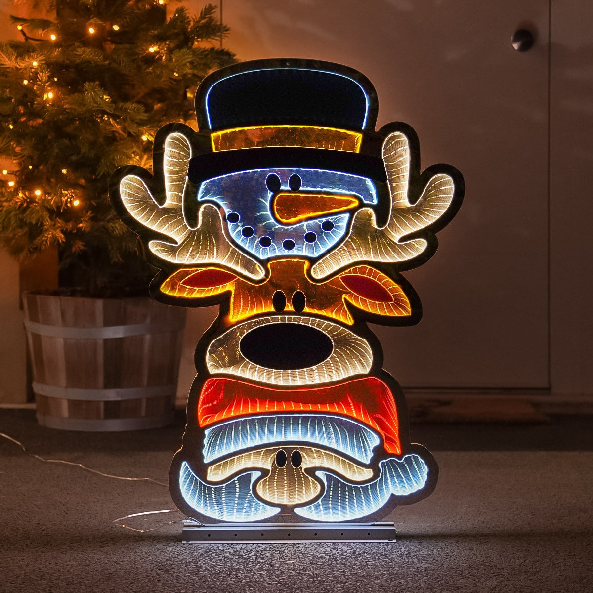 90cm Outdoor Infinity Mirror Christmas Silhouette or Freestanding Santa & Friends