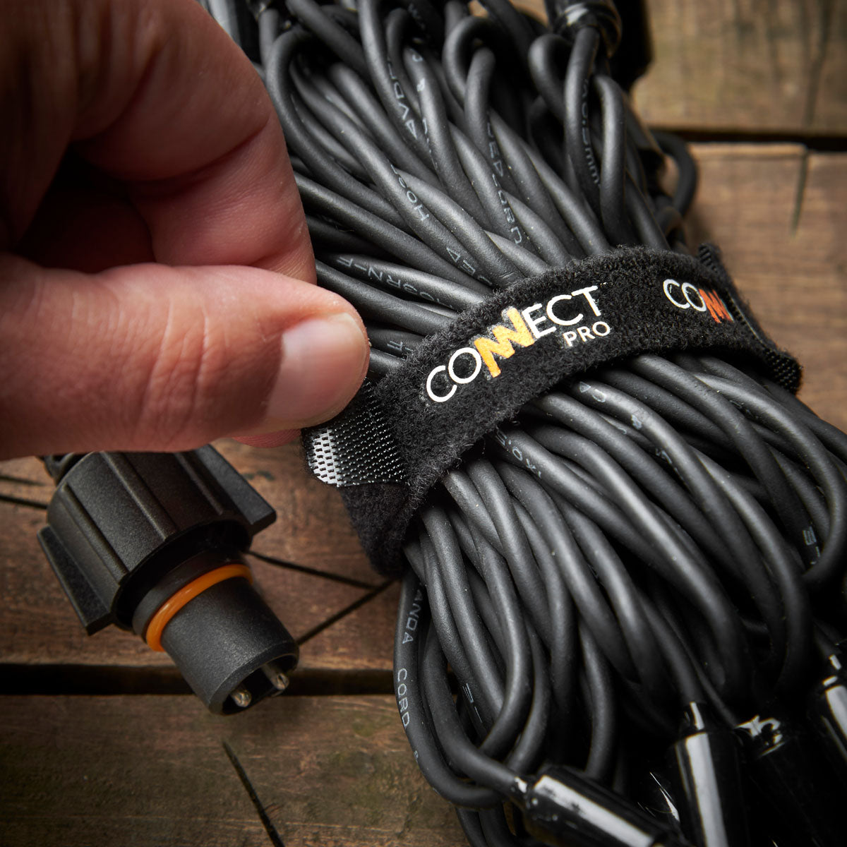 outdoor-led-string-fairy-lights-connectable-black-rubber-cable