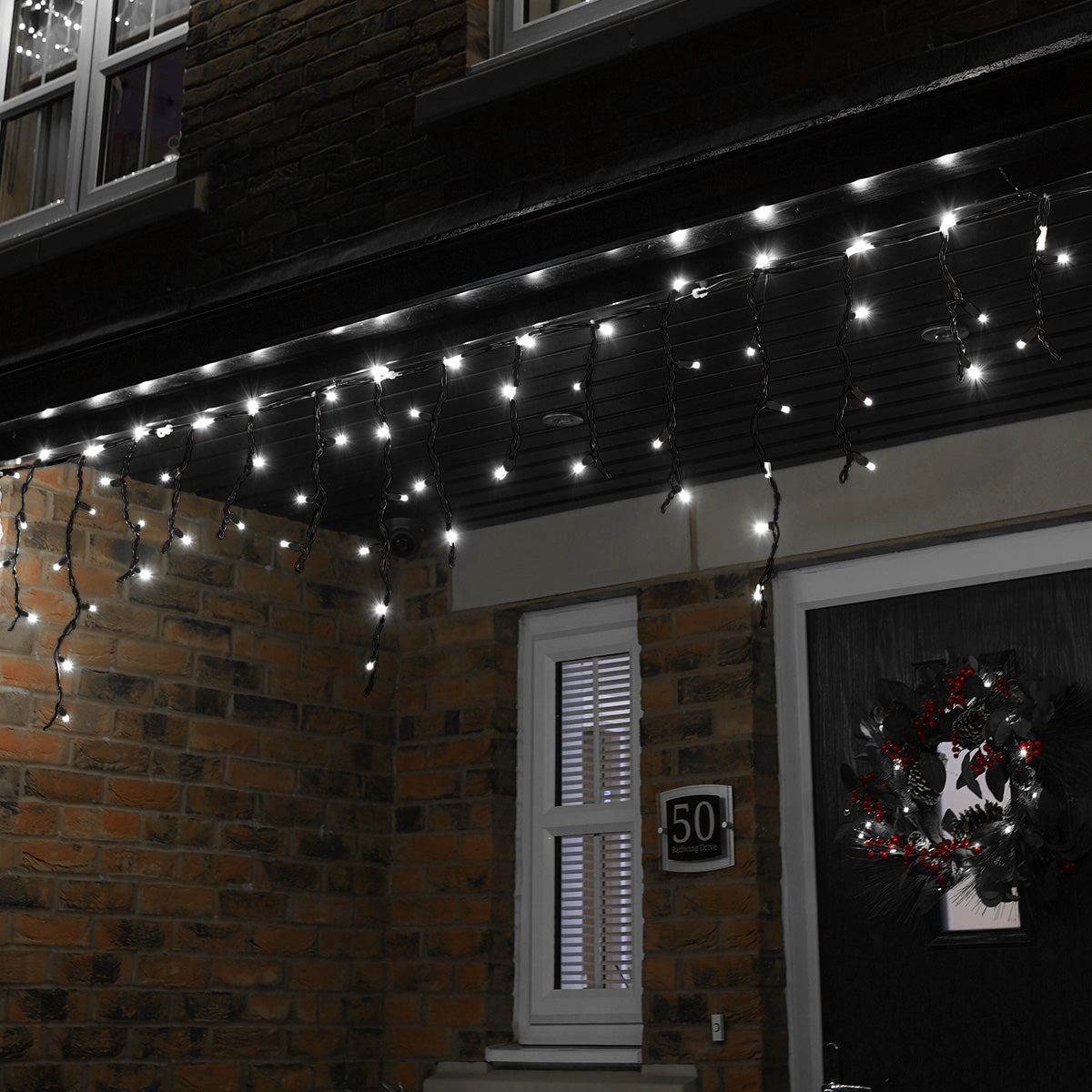 outdoor-connectpro-icicle-lights-flash-bulb-leds-connectable-black-rubber-cable