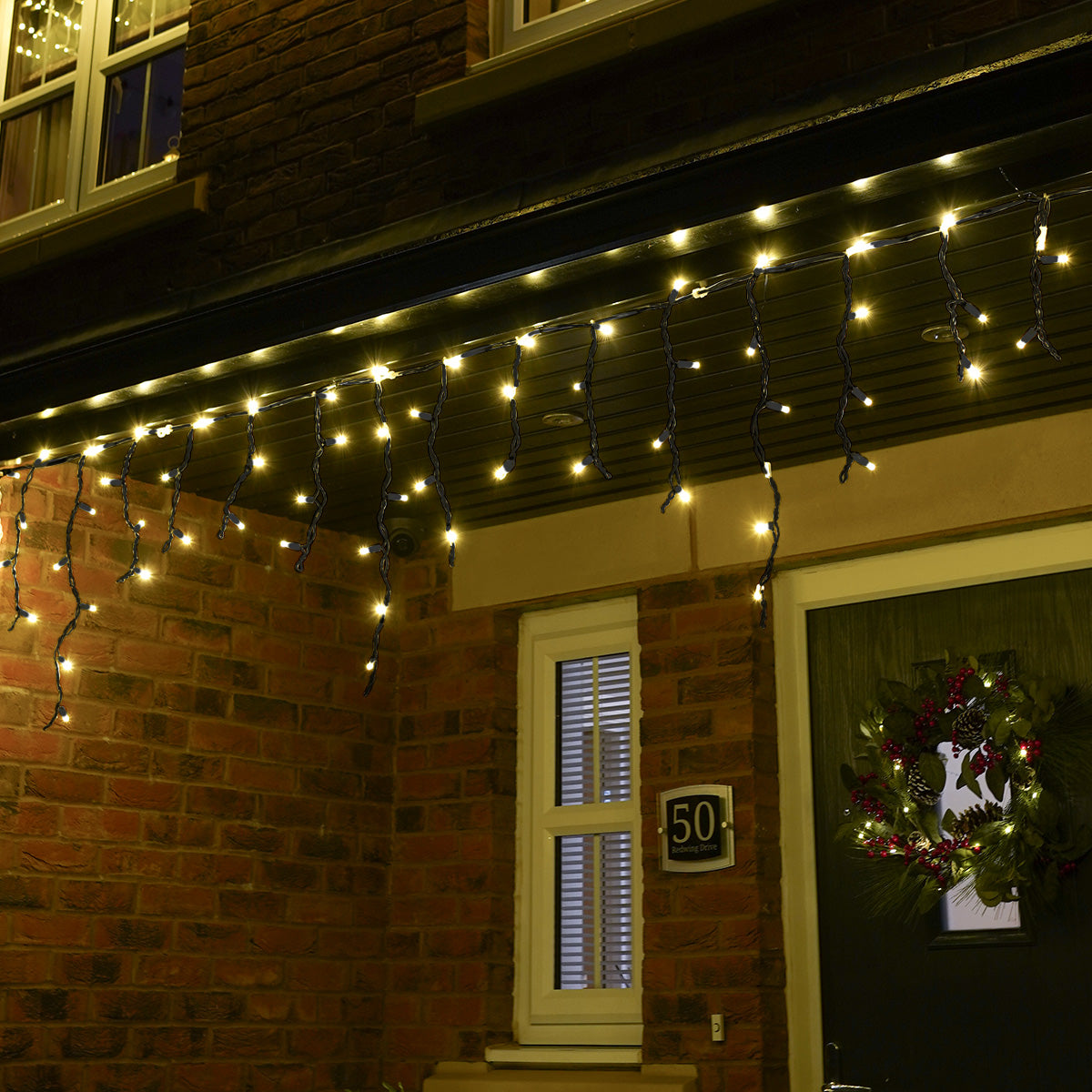 outdoor-connectpro-icicle-lights-flash-bulb-leds-connectable-black-rubber-cable