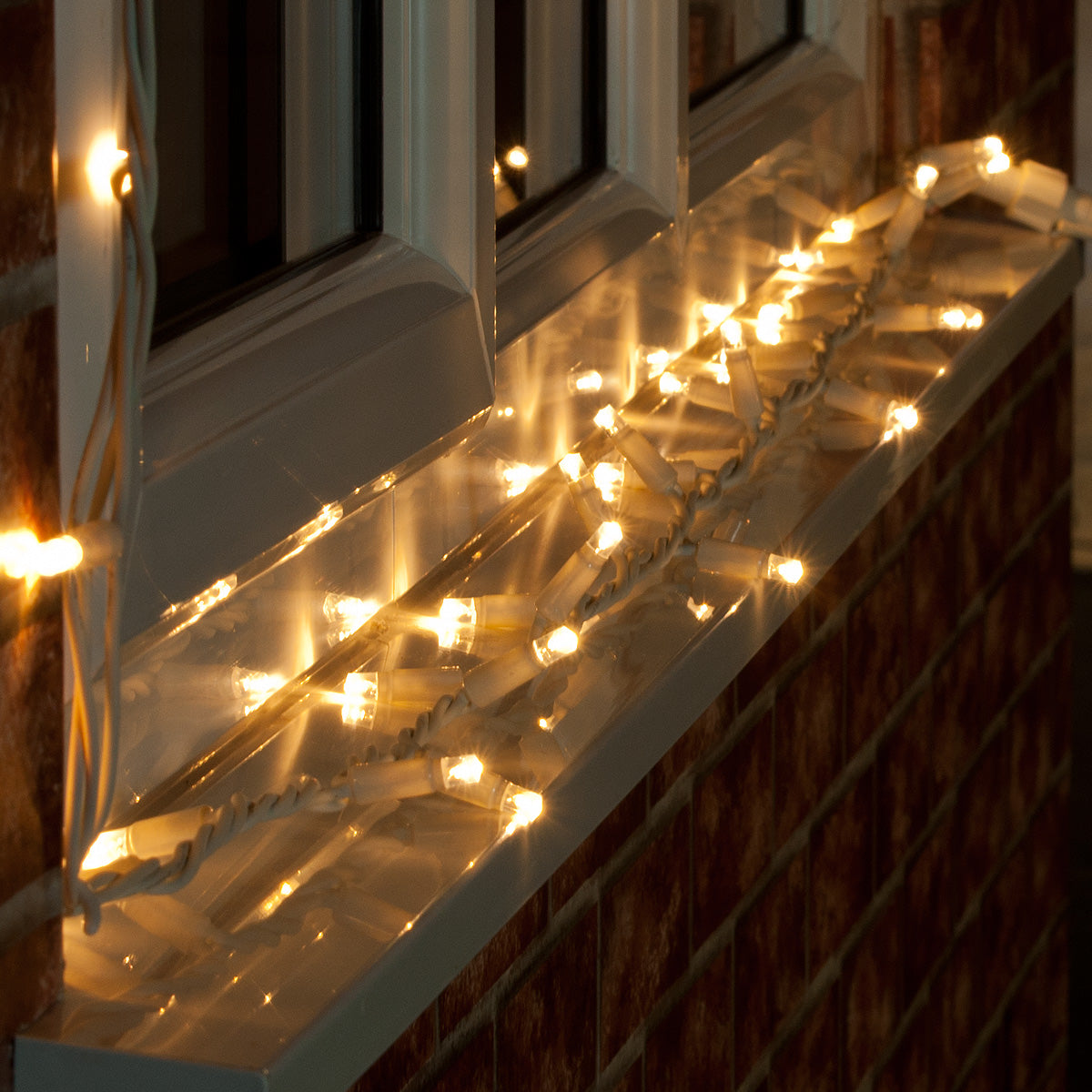 ConnectPro® 3m Outdoor String Lights, Connectable, 24 LEDs, White Rubber Cable