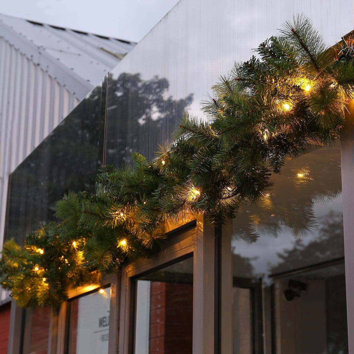 3m-outdoor-commercial-garland-connectable-40-warm-white-leds
