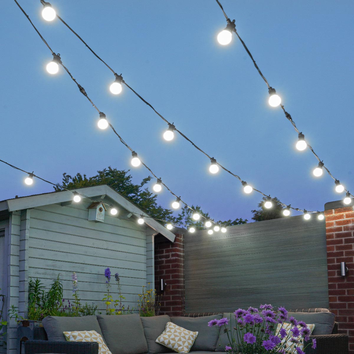 Connectable Festoon Lights with Frosted Bulbs on Black Rubber Cable