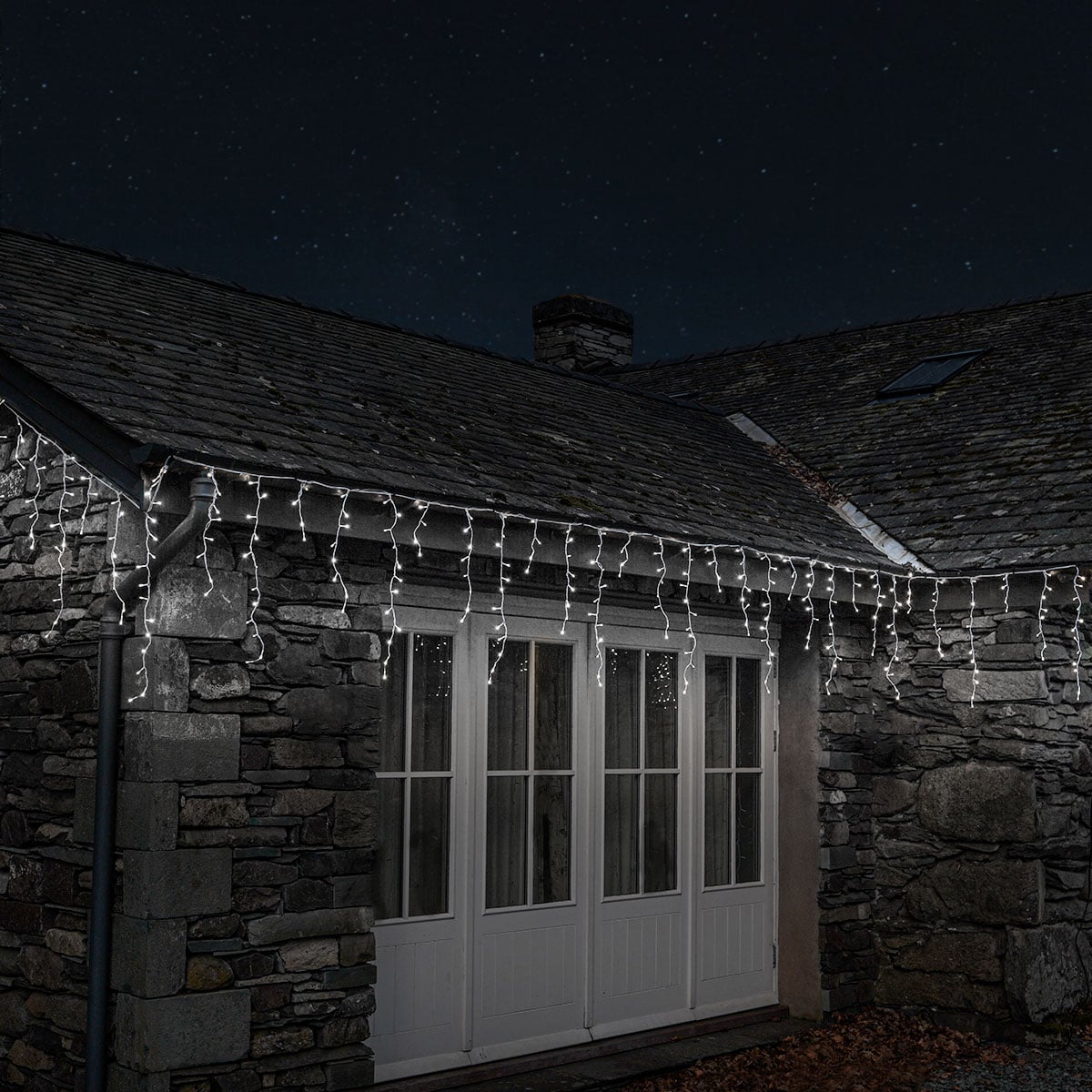 Plug In Christmas Snowing Effect Icicle Lights