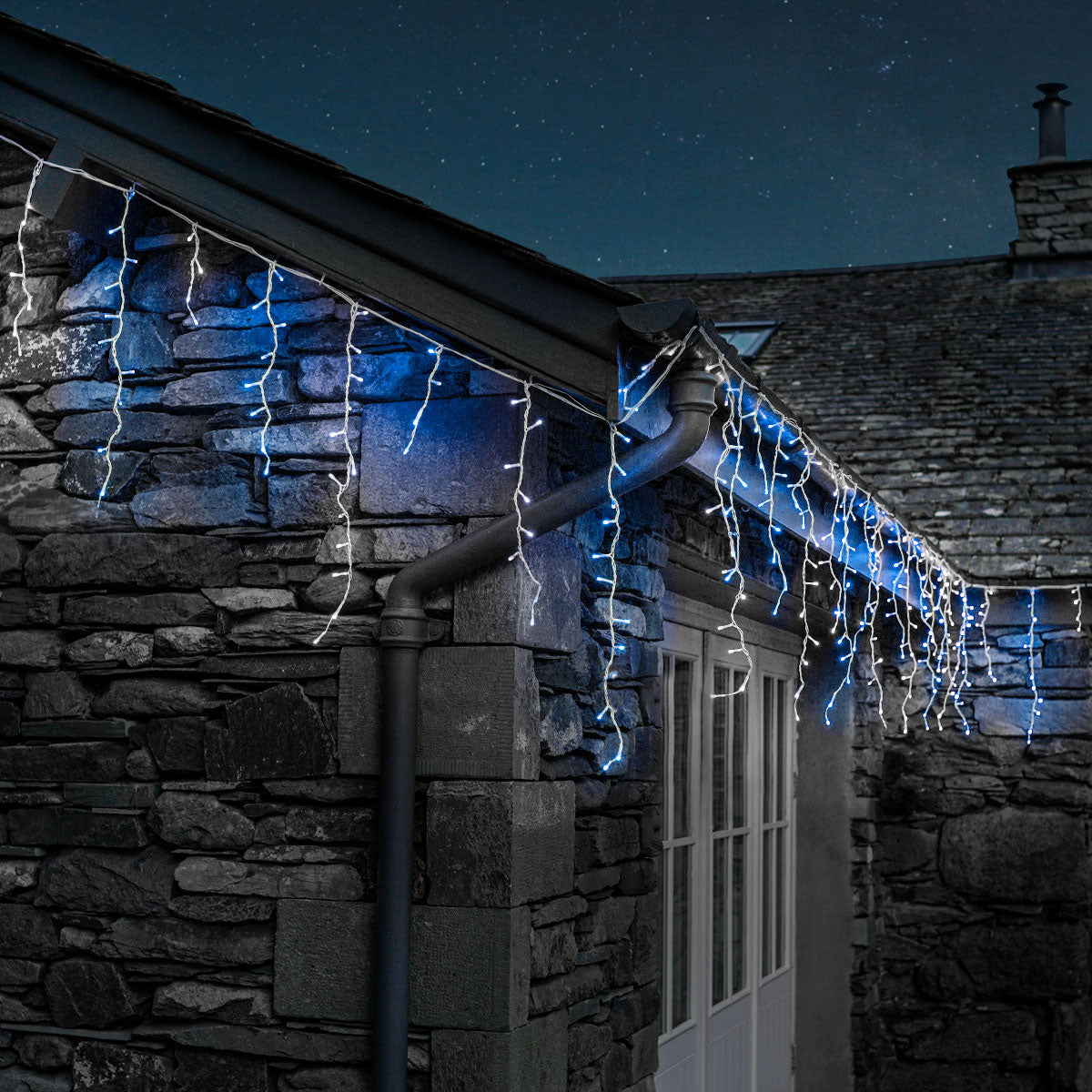 Plug In Christmas Snowing Effect Icicle Lights