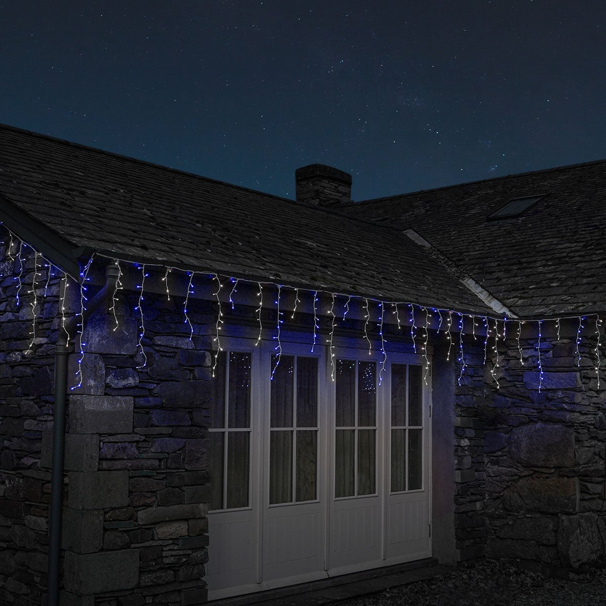 Plug In Christmas Snowing Effect Icicle Lights