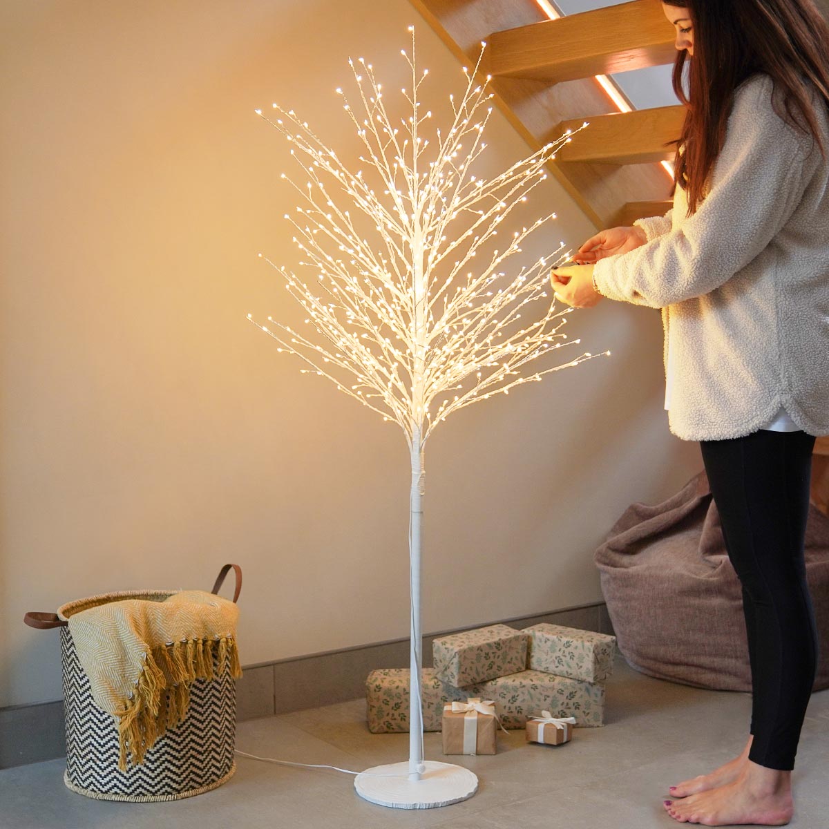 White LED Microdot Topiary Tree with Warm White LEDs