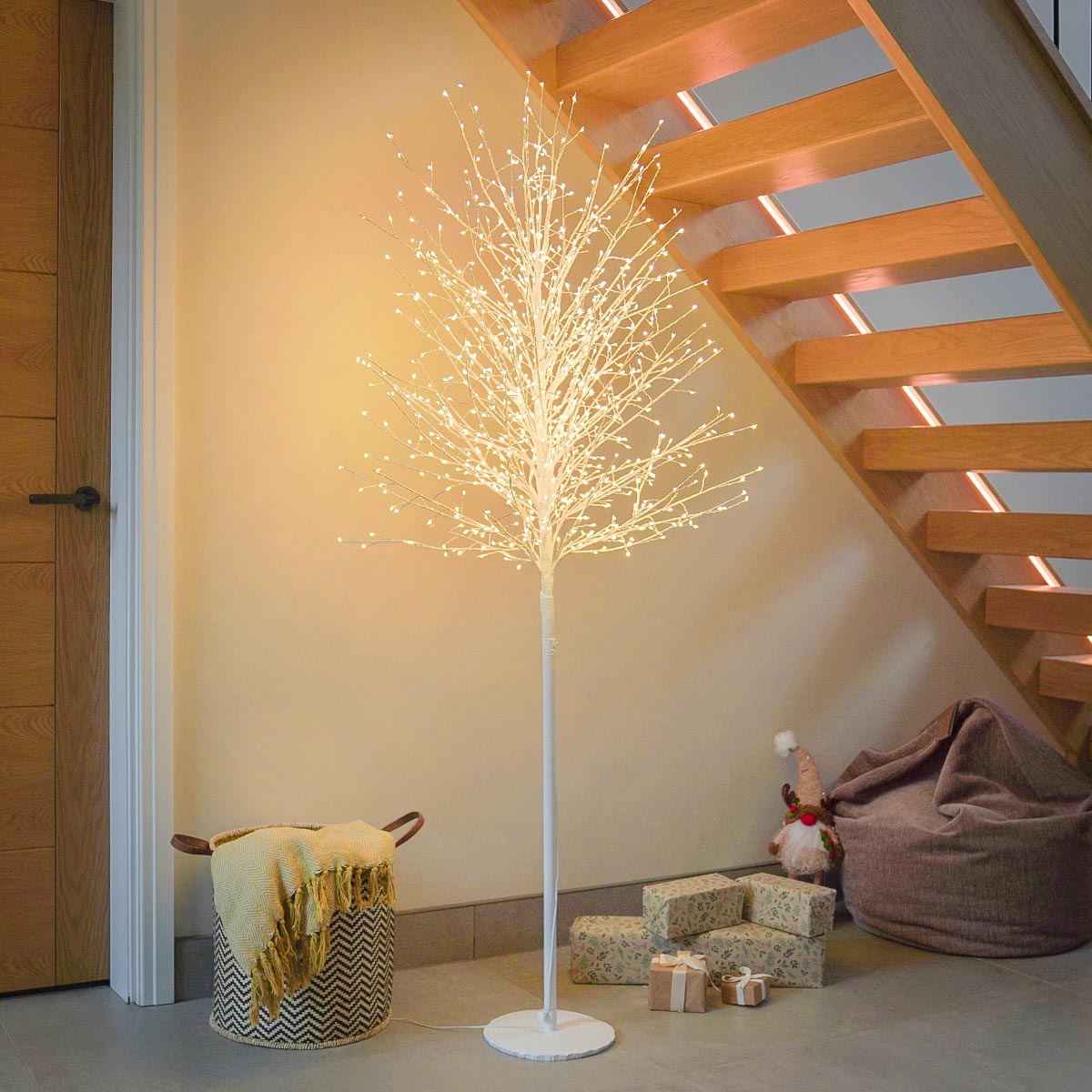 White LED Microdot Topiary Tree with Warm White LEDs