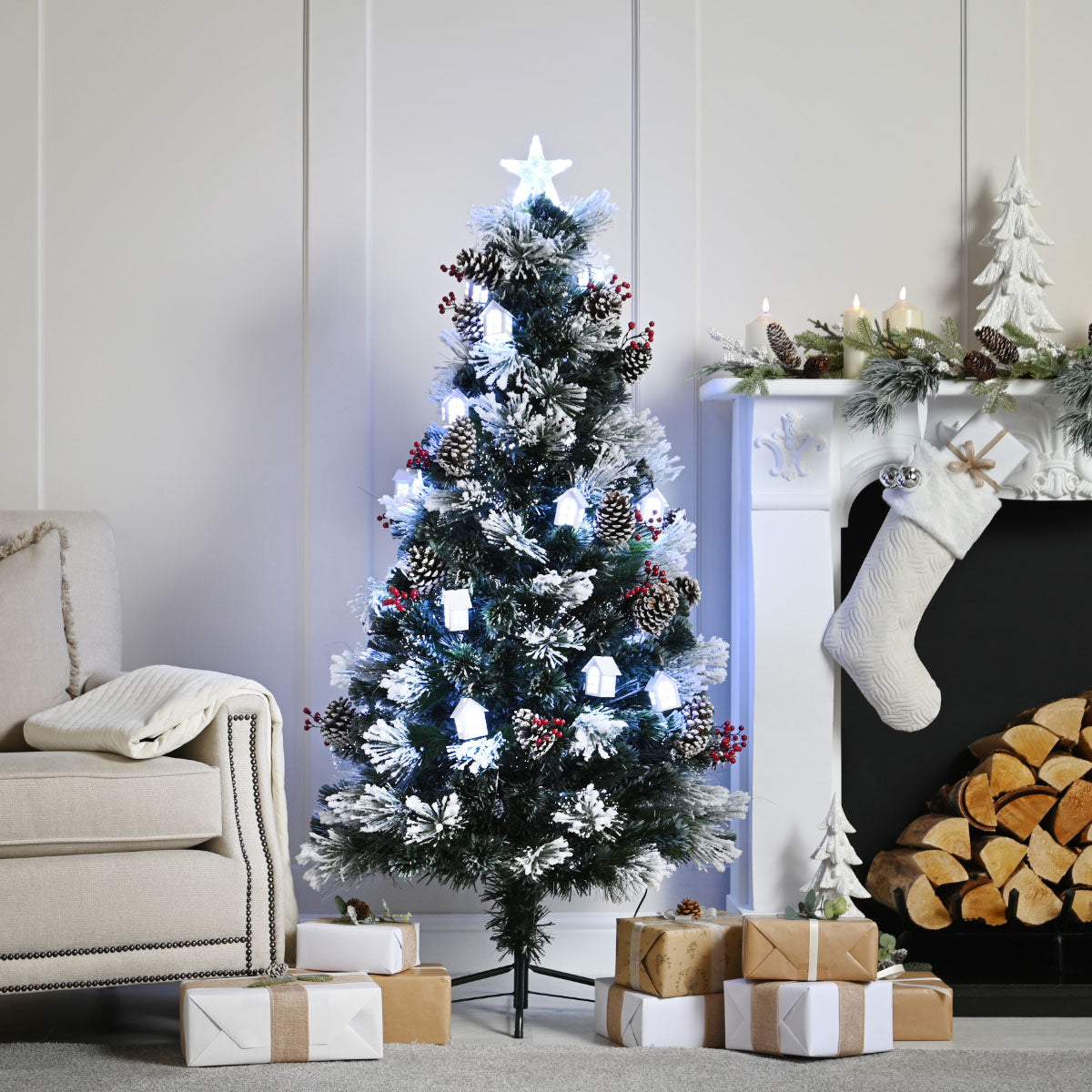 4ft Fibre Optic White House and Berry Christmas Tree
