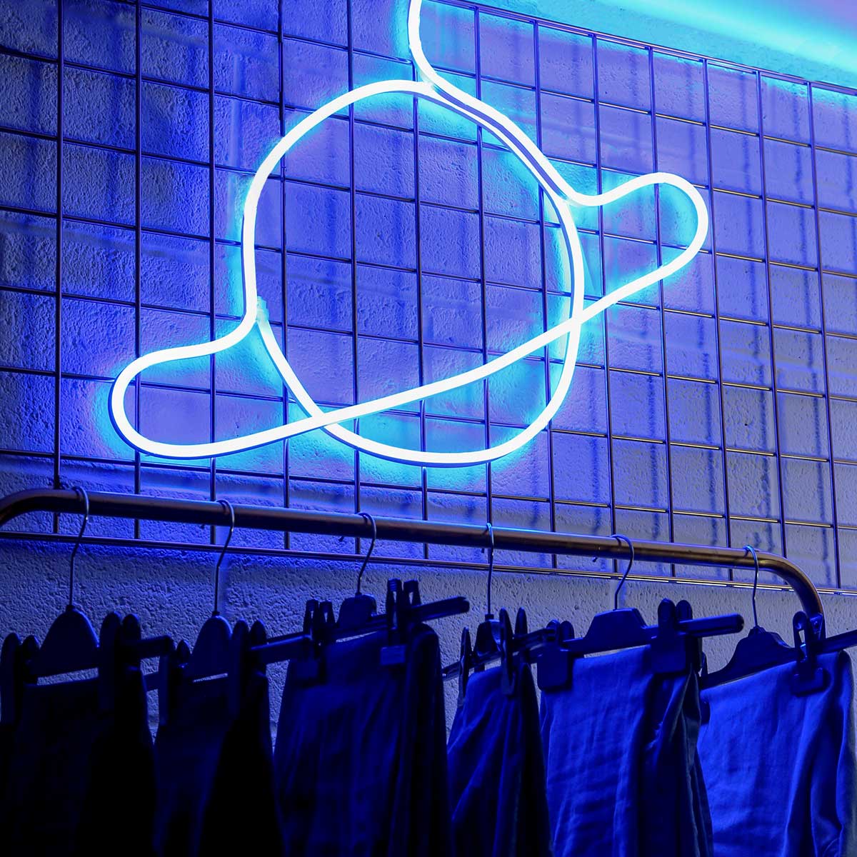 ConnectPro® Cut to Length Outdoor LED Neon Rope Light