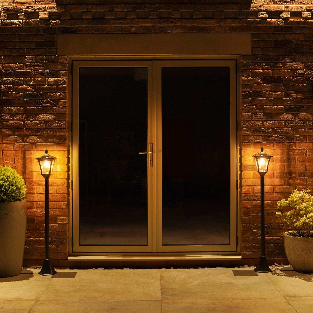 Solar Filament Effect LED Security Lamp Post, 1.2m, 2 Pack