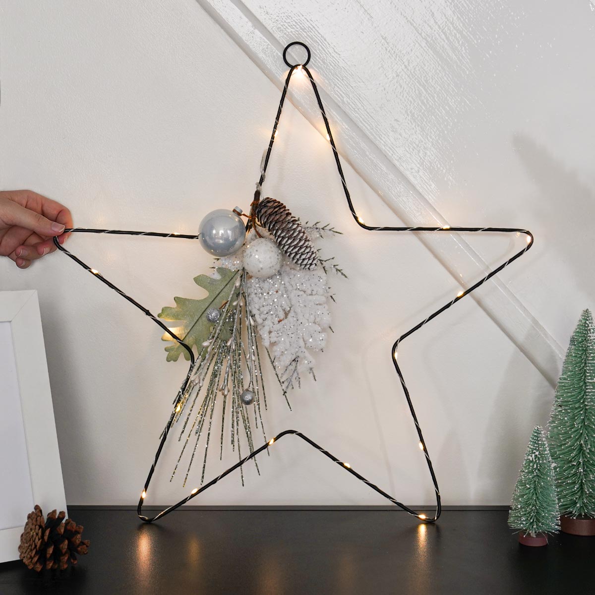 50cm Battery Hanging Star Light with Silver Berries & Pinecones
