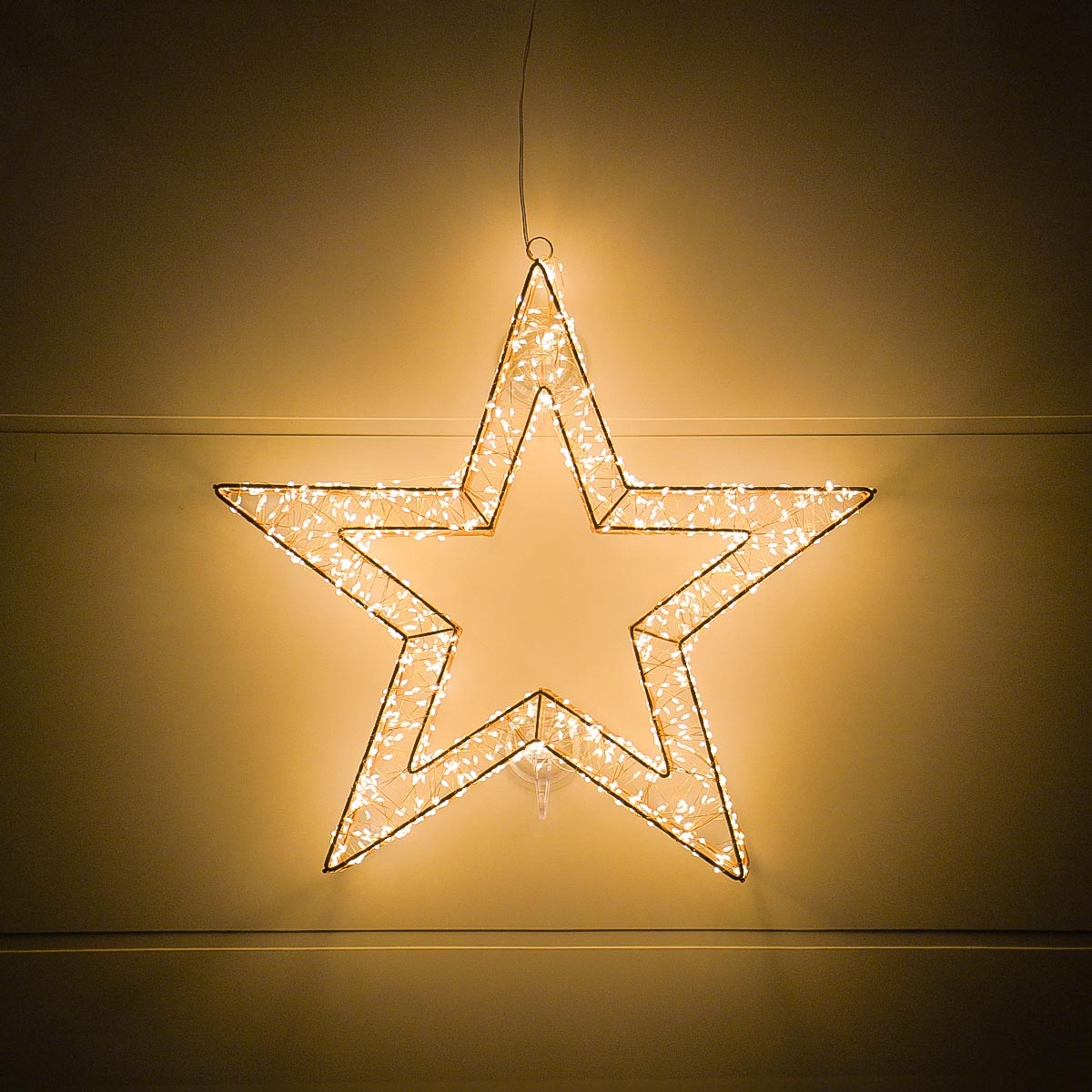 50cm Wire Star Outdoor Christmas Wreath With 1440 Warm White Micro LEDs