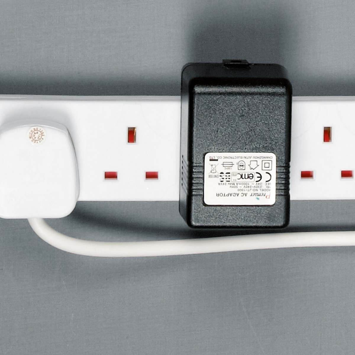 White Extension Lead, 6 Gang Way