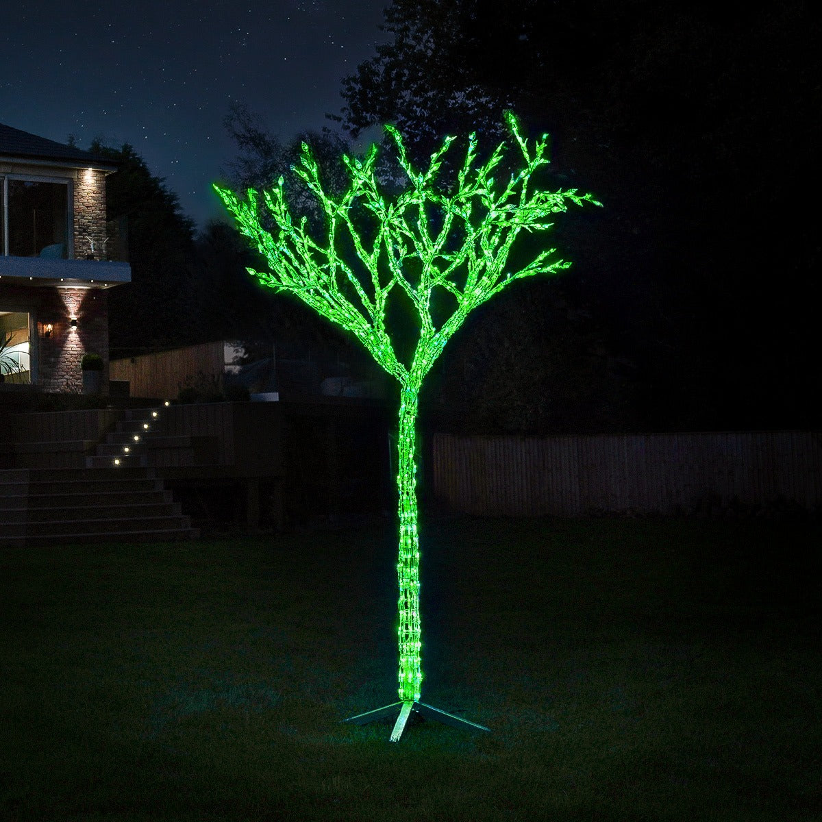 2.7m Outdoor LED Tree with Remote Control - Adjustable Colours