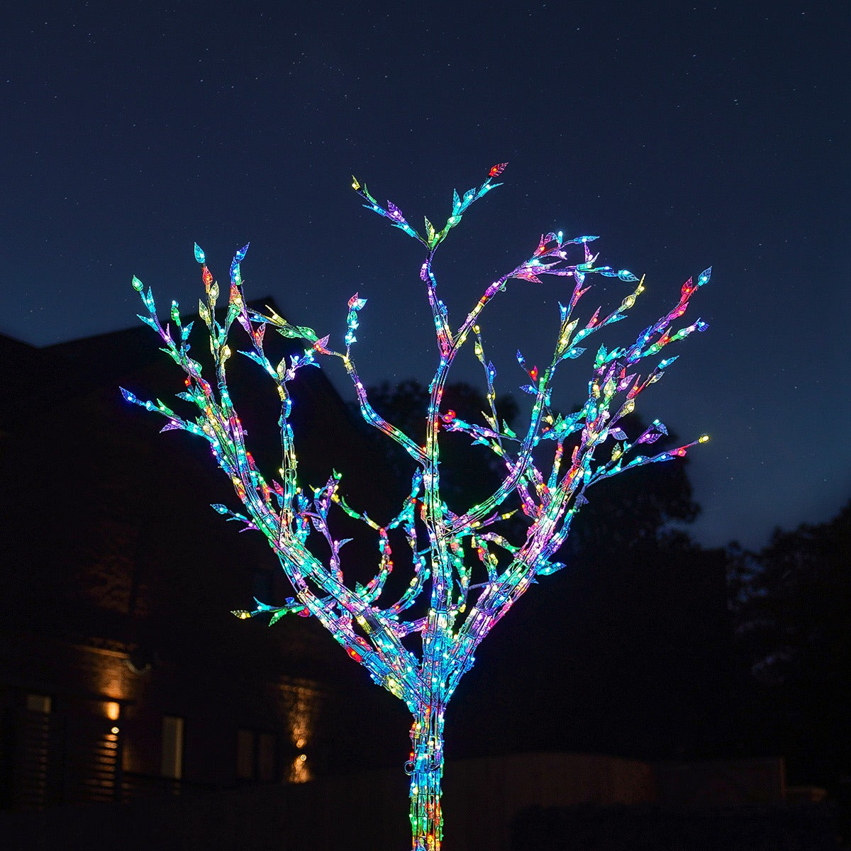 2.7m Outdoor LED Tree with Remote Control - Adjustable Colours