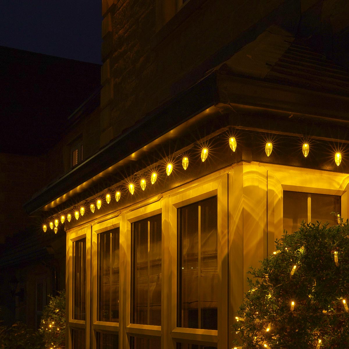 ConnectGo® Connectable C9 Pinecone Outdoor String Lights Warm White