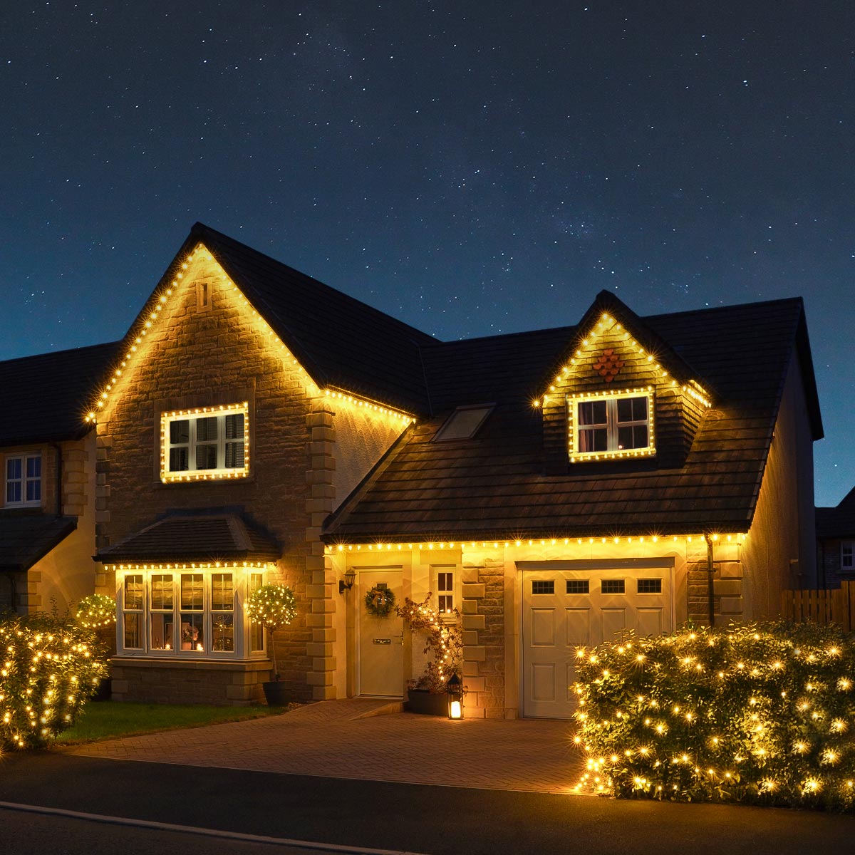 ConnectGo® Connectable C9 Pinecone Outdoor String Lights Warm White