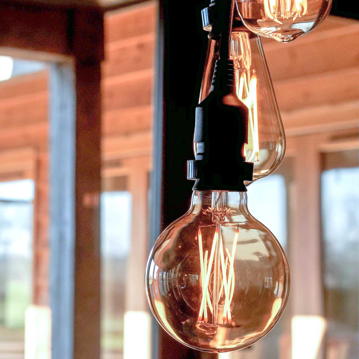 FestoonPro® 4W E27 Fully Dimmable Vintage Tinted Globe Filament Style, Warm White LED Light Bulb