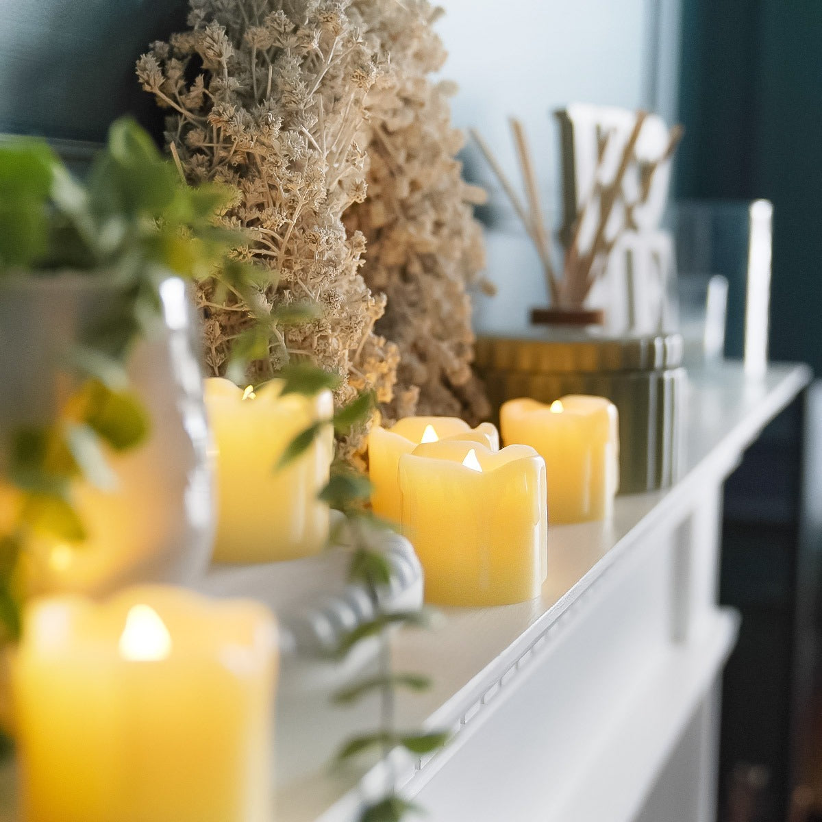 6 Dripping Wax LED Votive Candles