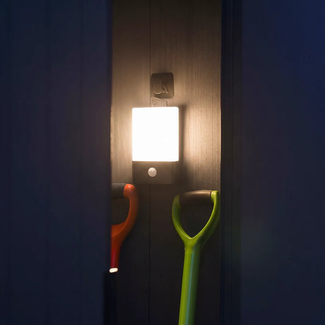 Outdoor Security Light PIR Sensor USB Rechargeable