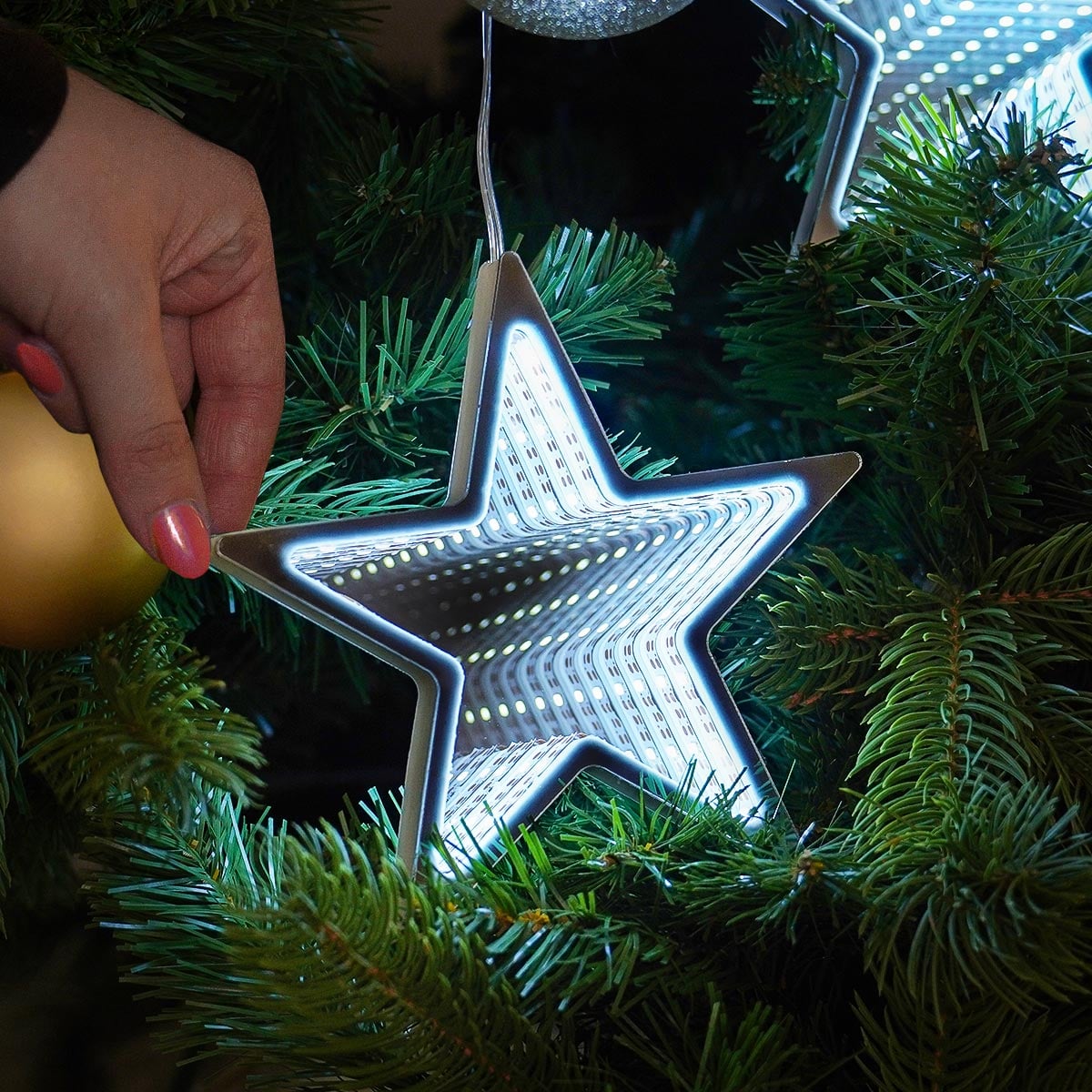 Hanging Star Infinity Mirror Christmas Tree Decoration