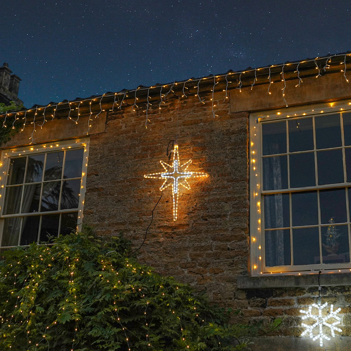 ConnectPro® 95cm Aluminium Outdoor Rope Light Christmas North Star with Twinkle LEDs