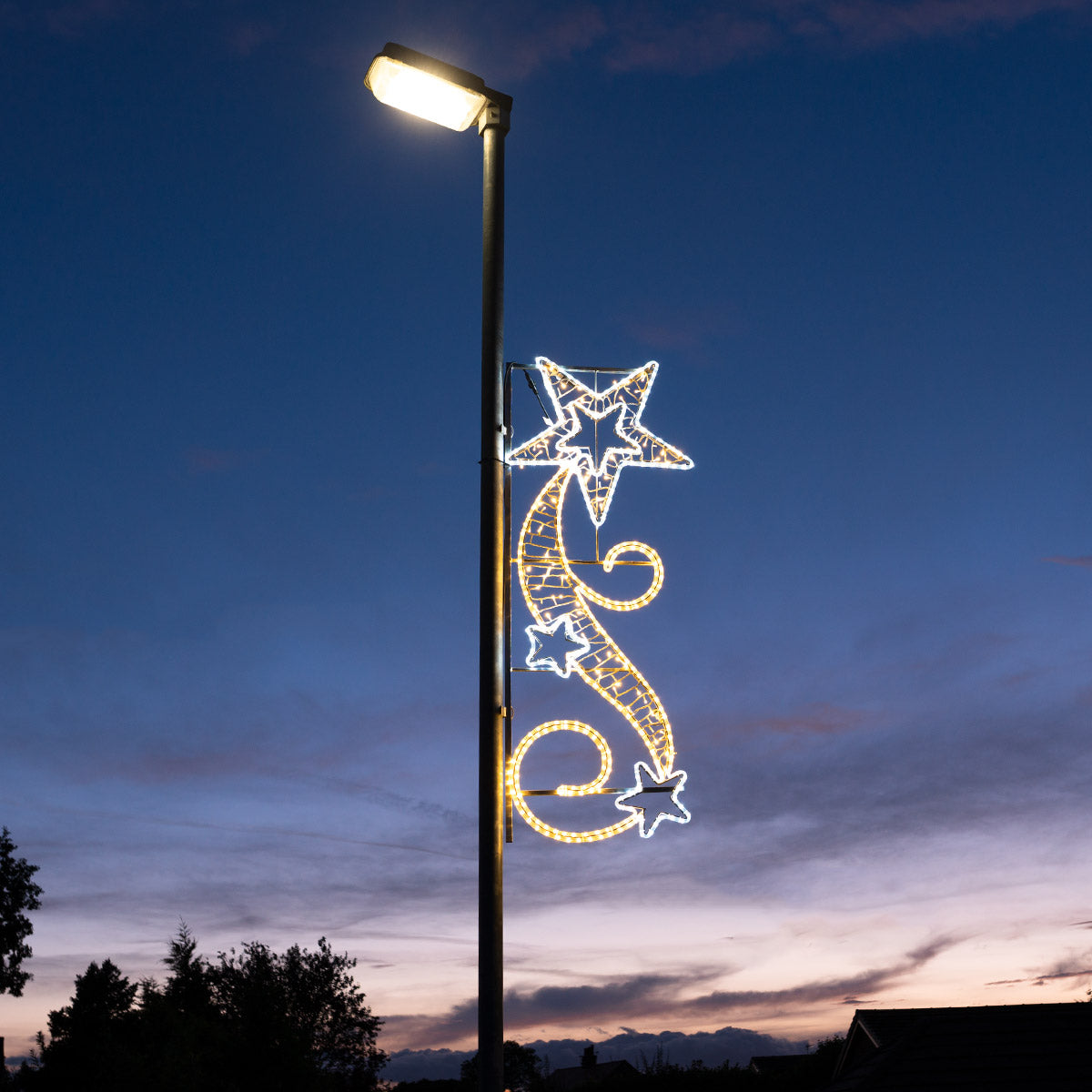 ConnectPro® 1.7m Commercial Christmas Light Lamp Post Motif Shooting Star with Twinkle LEDs