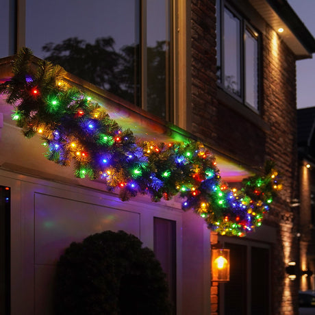 ConnectGo® 2.7m Outdoor Green Commercial Pre Lit Christmas Garland