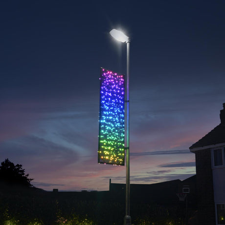 ConnectPro® 2m Outdoor Commercial Lamp Post Motif