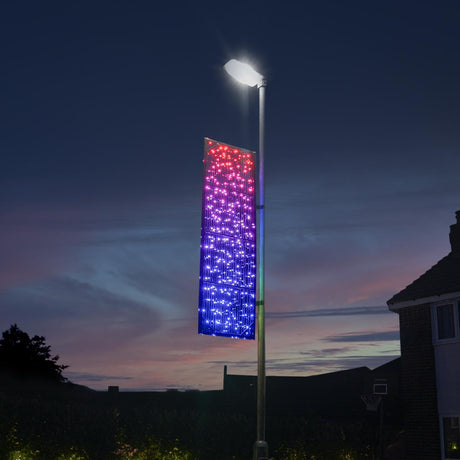 ConnectPro® 2m Outdoor Commercial Lamp Post Motif