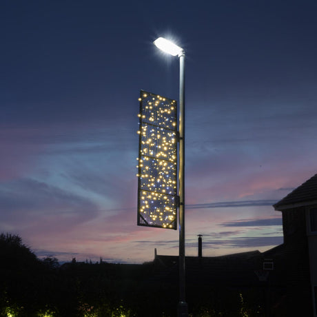 ConnectPro® 2m Outdoor Commercial Lamp Post Motif