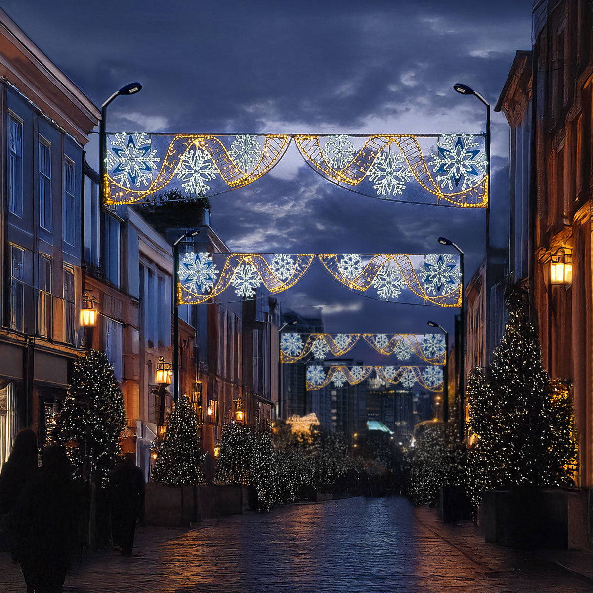 ConnectPro® 4m Snowflake Outdoor Commercial Christmas Light Cross Street Motif
