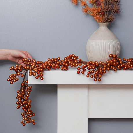 1.3m Cluster Berry Christmas Garland