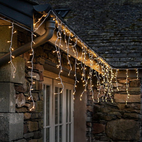 Plug In Christmas Snowing Effect Icicle Lights