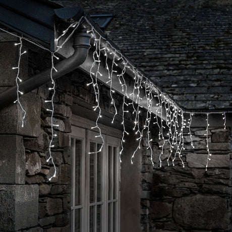 Plug In Christmas Snowing Effect Icicle Lights